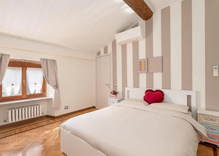 Scaldacuore - Historic Filatoio Apartment Bergamo
